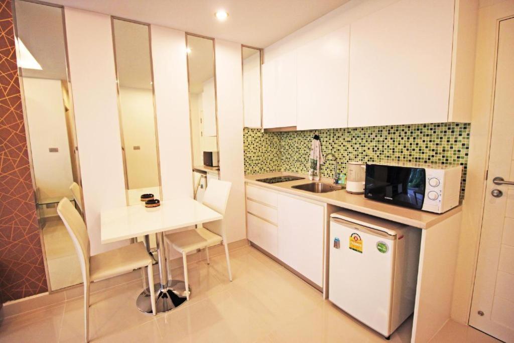 Amazon Residence By Pattaya Sunny Rentals Praia de Jomtien Quarto foto