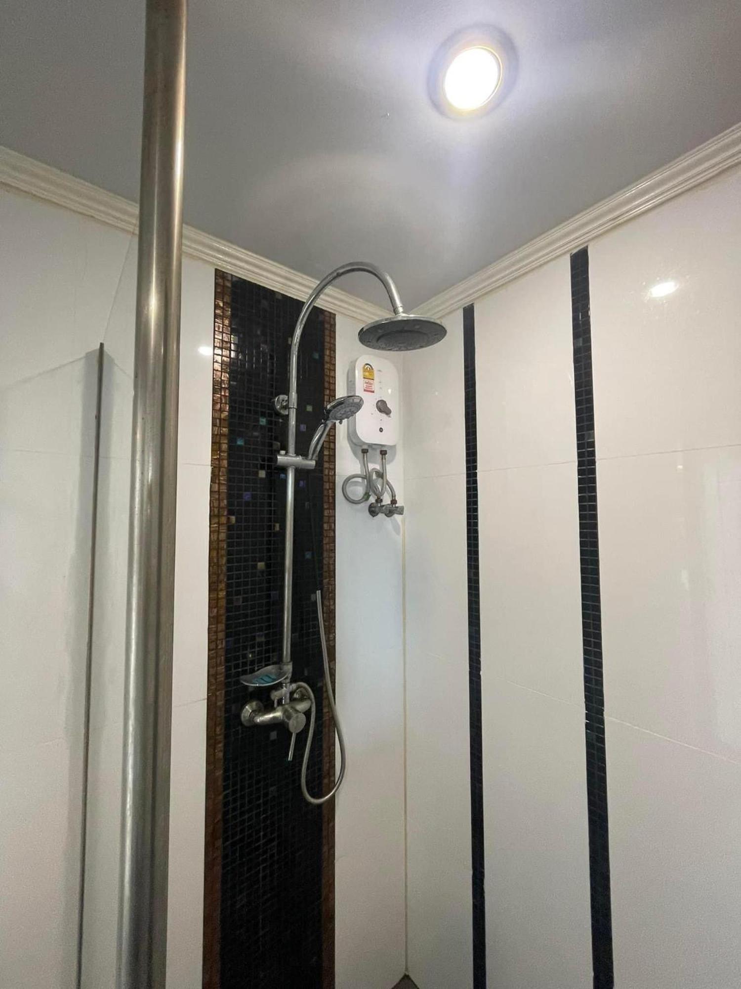 Amazon Residence By Pattaya Sunny Rentals Praia de Jomtien Quarto foto