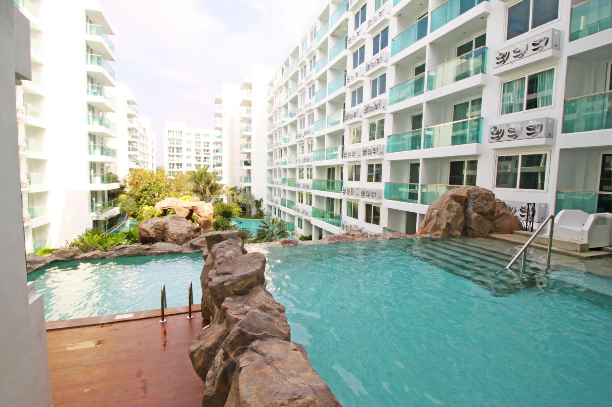 Amazon Residence By Pattaya Sunny Rentals Praia de Jomtien Exterior foto