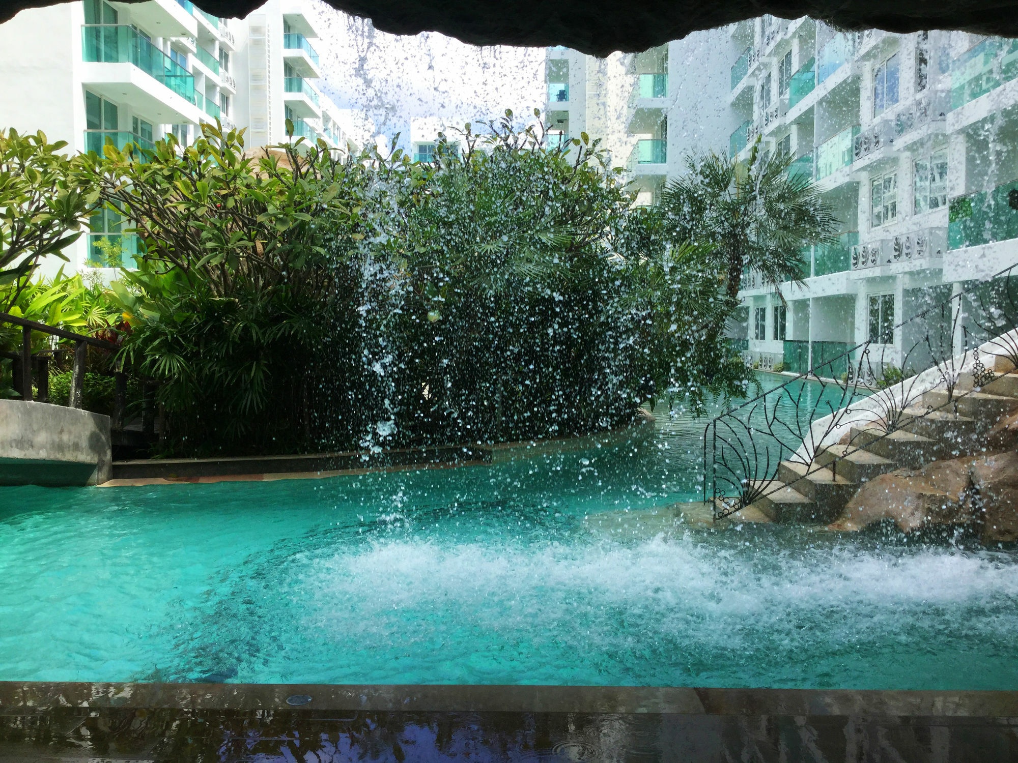 Amazon Residence By Pattaya Sunny Rentals Praia de Jomtien Exterior foto